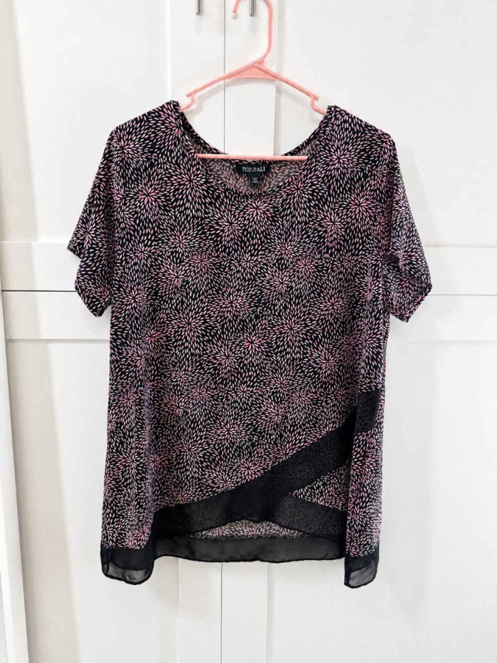 Roz & Ali Women's Printed Layered Blouse | Size 1X | Black & Pink
